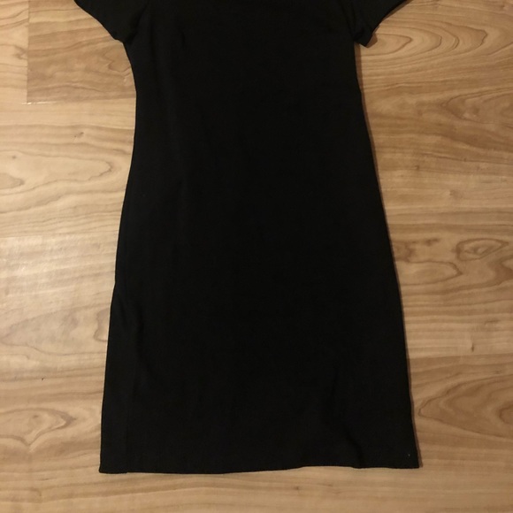 Black tight but stretchy dress: Old Navy - Picture 3 of 4